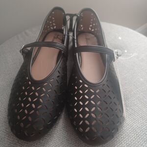 NEW NOBO Cut Out Mary Jane Slip On Flats Sz 10
